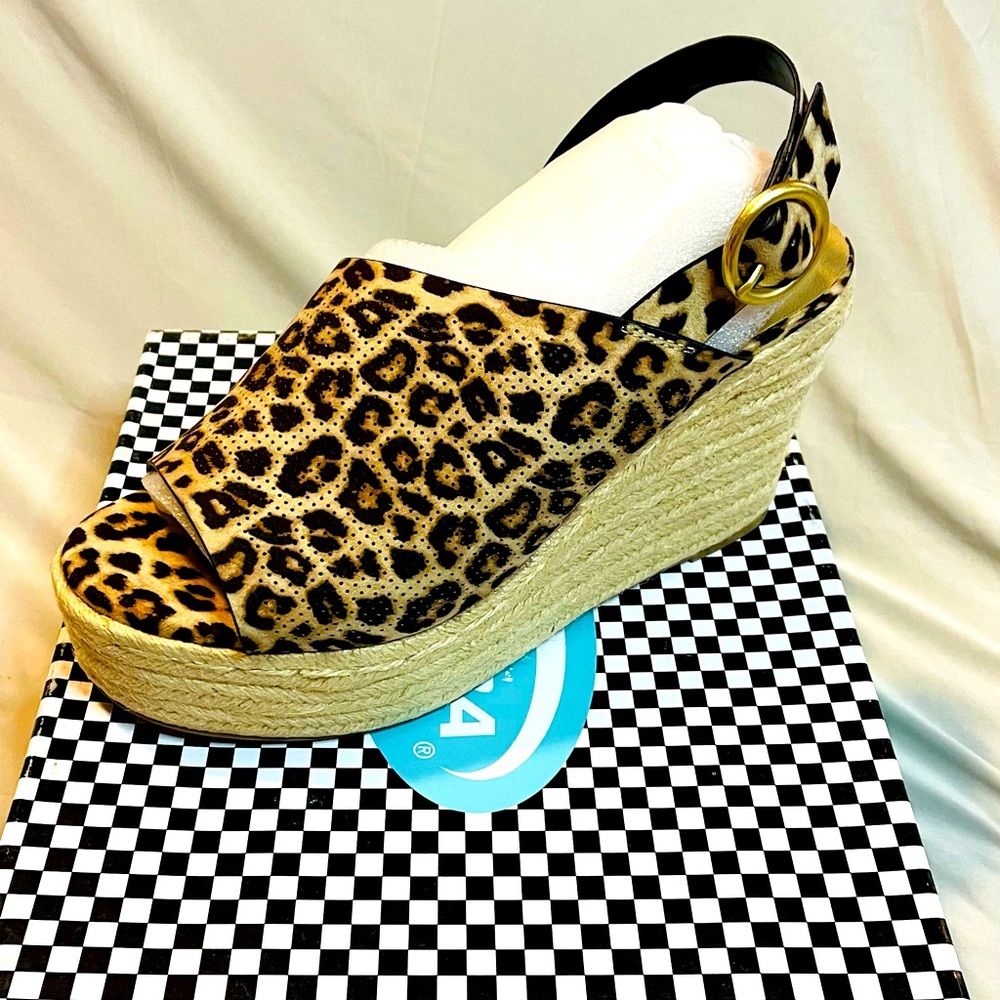 Soda Jasmine Oat Cheetah Platform Wedge